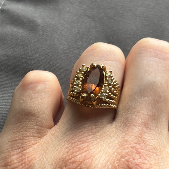 Amber and crystal gold cocktail ring (I8KHGE(A)) size 5/5.5 - Picture 3 of 5